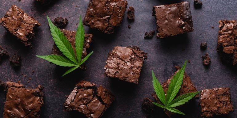 Cómo hacer brownie de cannabis: receta fácil y deliciosa